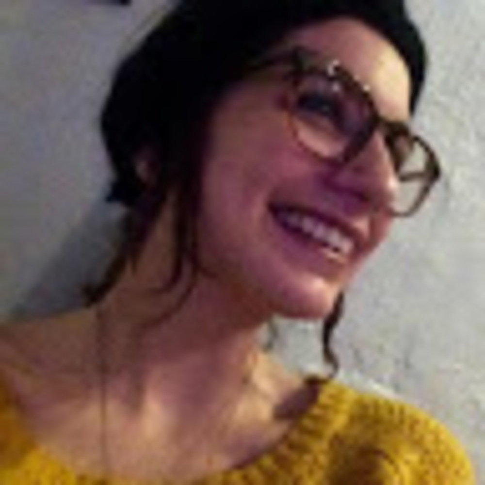 Meet your Posher, Daniela